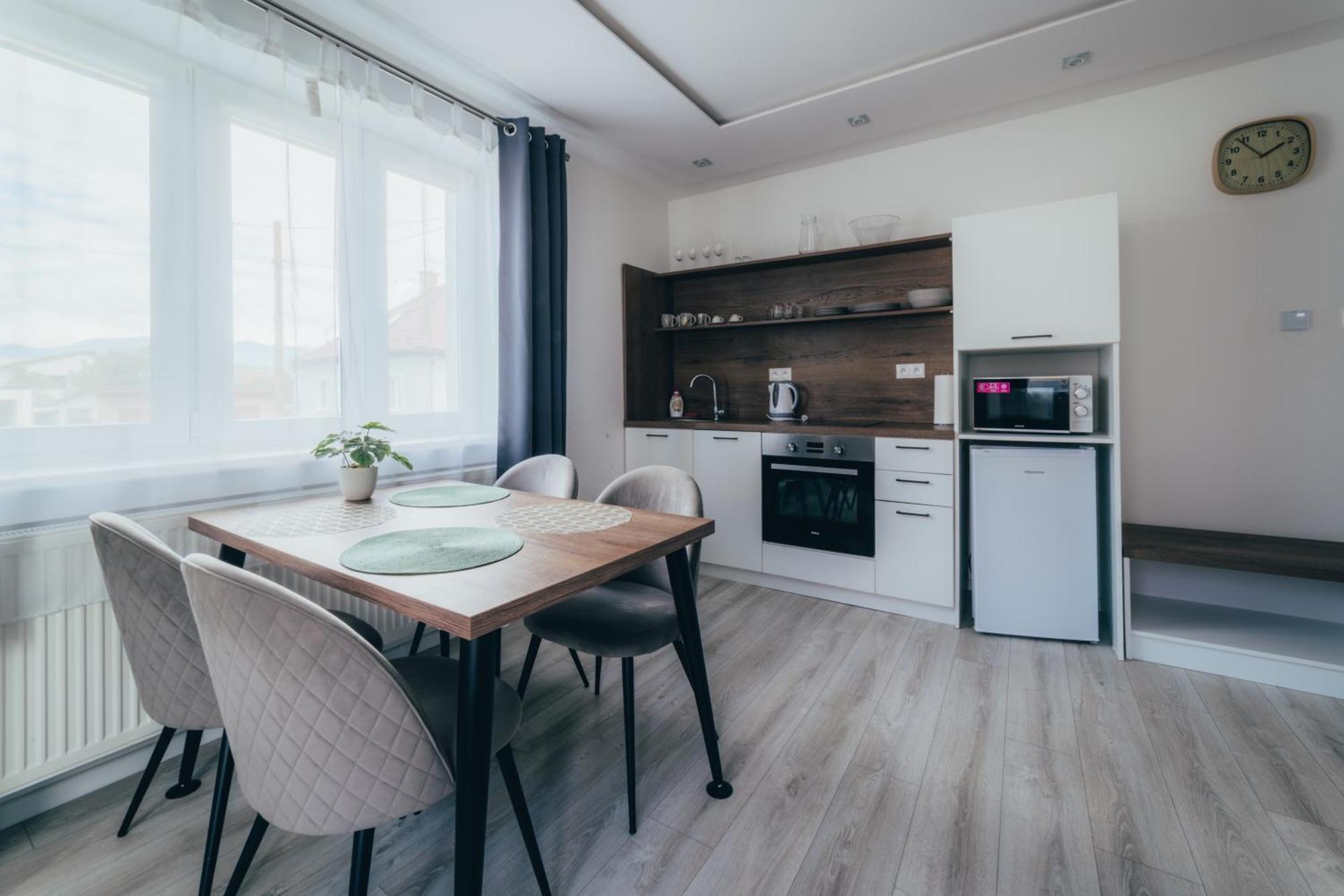 Apartmány Friends Liptov Lipótszentmiklós Kültér fotó