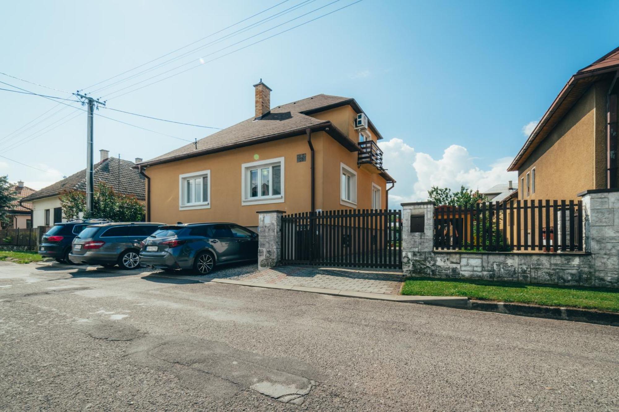 Apartmány Friends Liptov Lipótszentmiklós Kültér fotó
